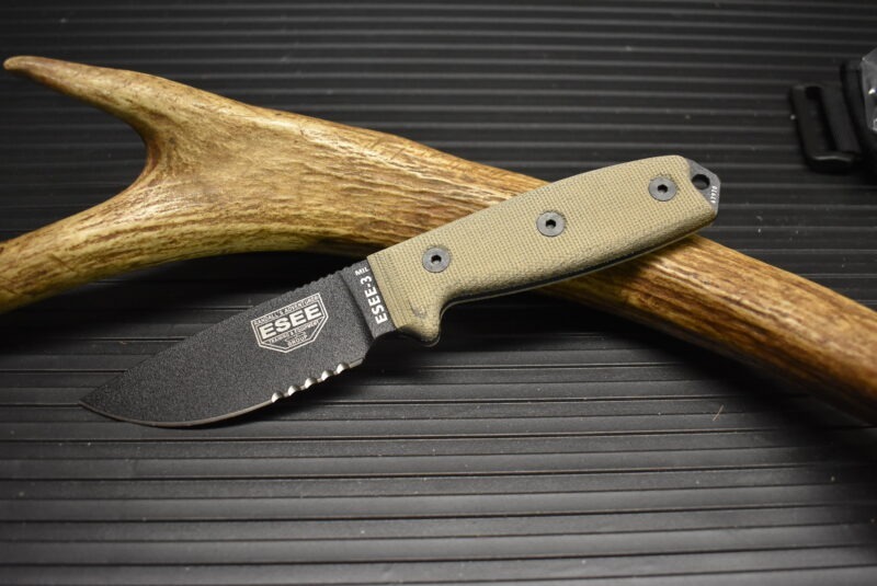ESEE 3MIL, serrated, molle back