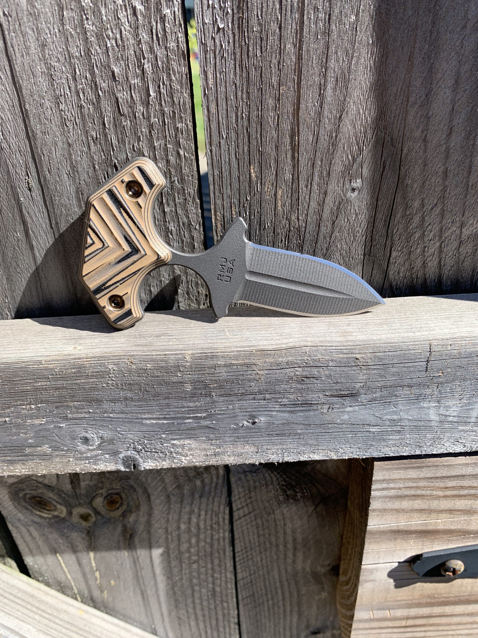RMJ Tactical BUB Push Dagger Hyena Brown